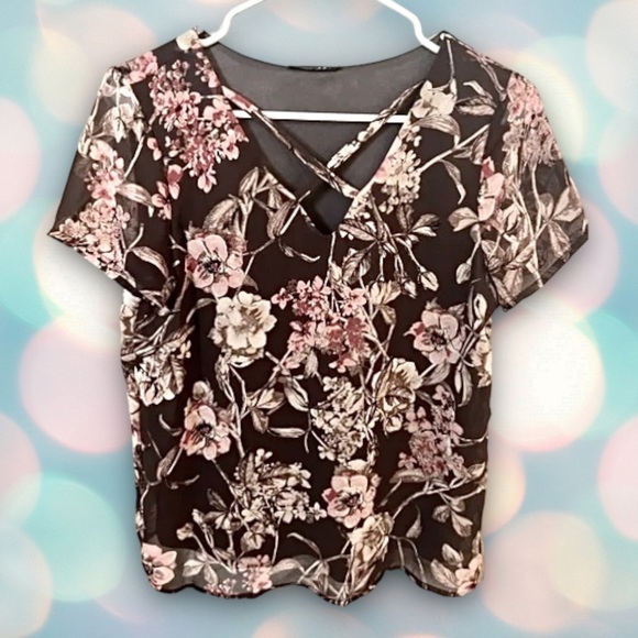 Paper Moon Women’s Boho Floral Criss Cross Neck Blouse Top Shirt Size S - Picture 2 of 7